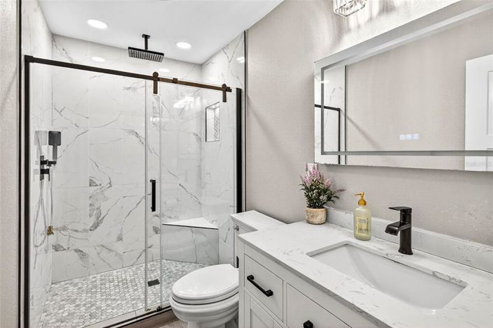 Image No.30-2 Bed Property for sale