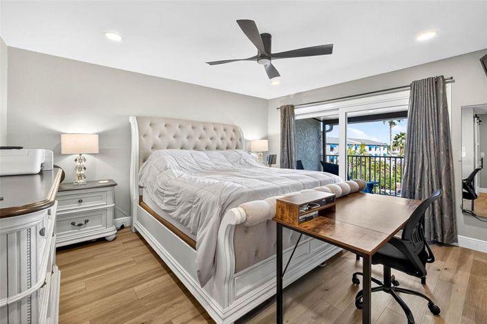 Image No.32-2 Bed Property for sale