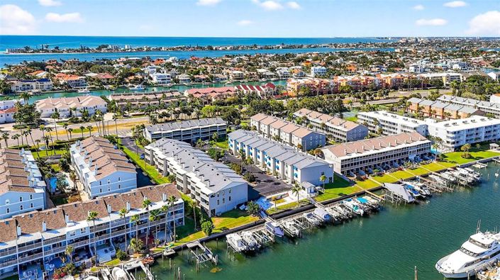 Image No.56-2 Bed Property for sale