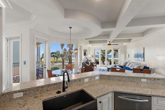 Image No.30-5 Bed Property for sale