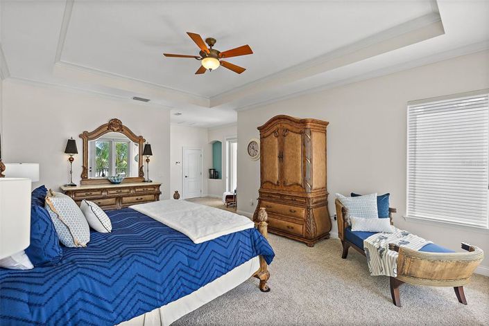 Image No.42-5 Bed Property for sale