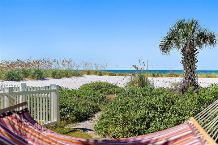 Image No.70-5 Bed Property for sale