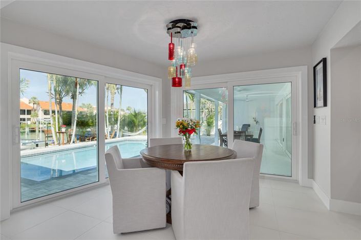 Image No.25-4 Bed Property for sale