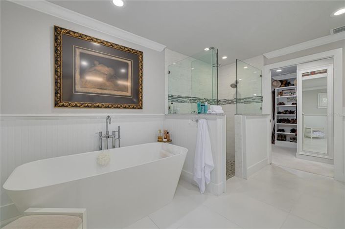 Image No.36-4 Bed Property for sale