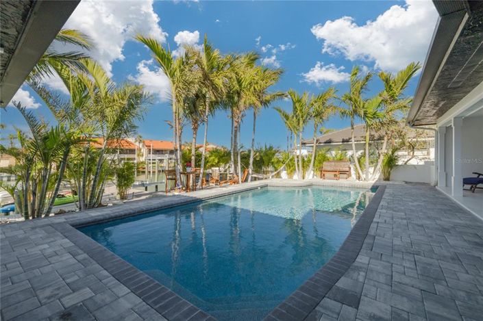 Image No.54-4 Bed Property for sale