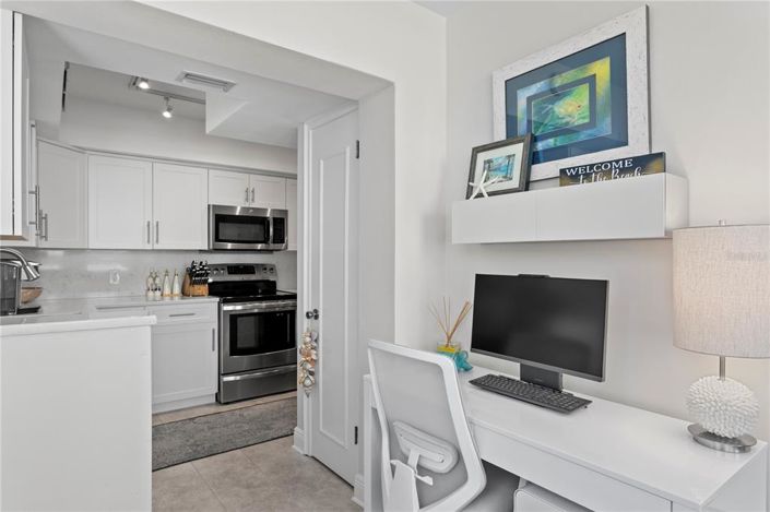 Image No.20-2 Bed Property for sale