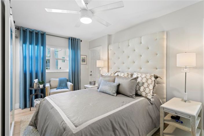 Image No.22-2 Bed Property for sale