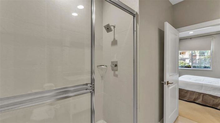 Image No.19-4 Bed Townhouse for sale