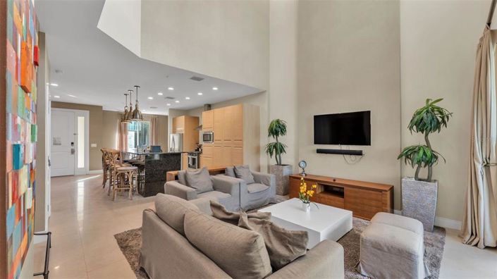 Image No.9-4 Bed Townhouse for sale