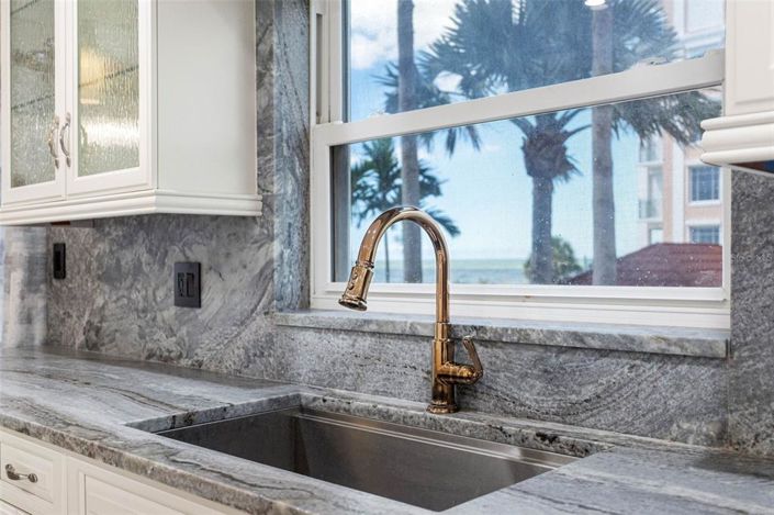 Image No.16-3 Bed Property for sale