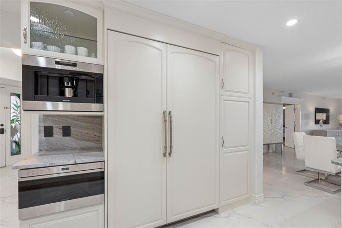 Image No.17-3 Bed Property for sale