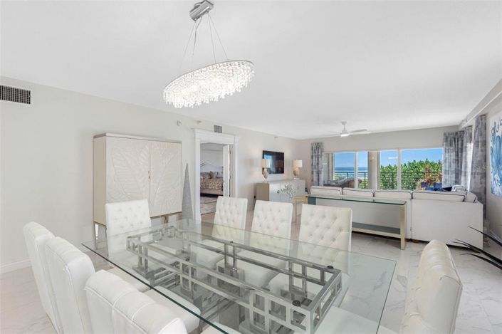 Image No.21-3 Bed Property for sale