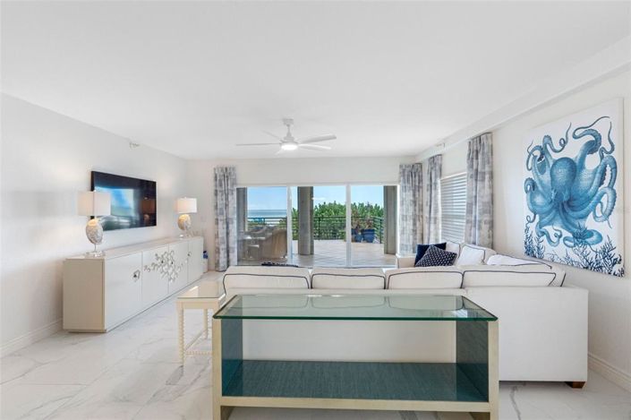 Image No.26-3 Bed Property for sale