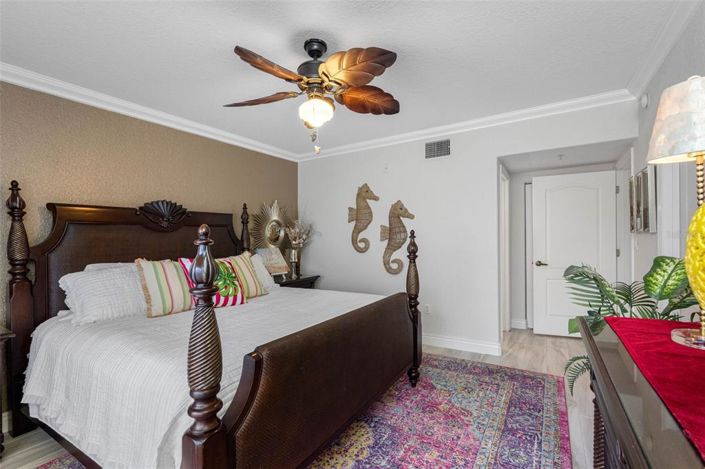 Image No.43-3 Bed Property for sale