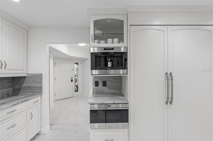 Image No.8-3 Bed Property for sale