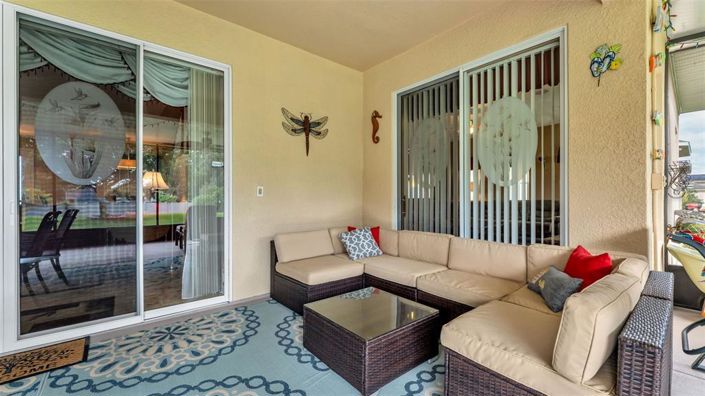 Image No.44-5 Bed Property for sale