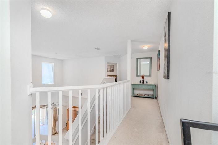 Image No.28-6 Bed Property for sale