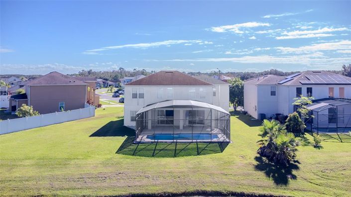 Image No.4-Propriété de 6 chambres à vendre à Kissimmee