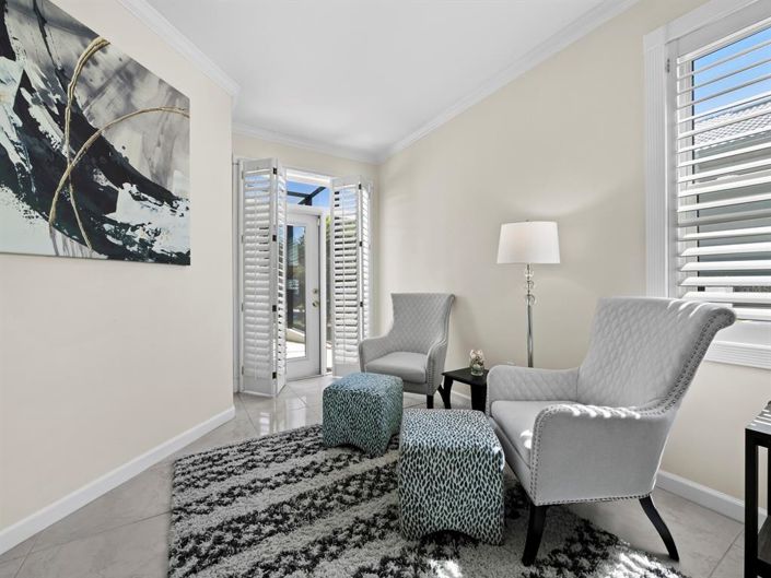 Image No.27-5 Bed Property for sale