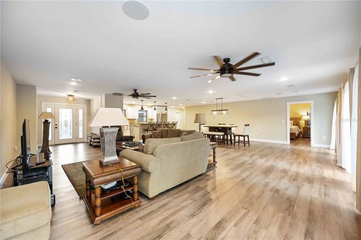 Image No.14-3 Bed Property for sale