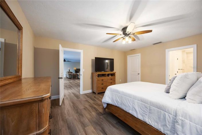 Image No.20-Propriété de 3 chambres à vendre à Sarasota