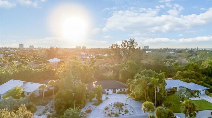 Image No.49-3 Bed Property for sale