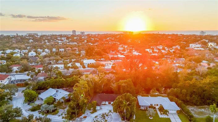 Image No.65-3 Bed Property for sale