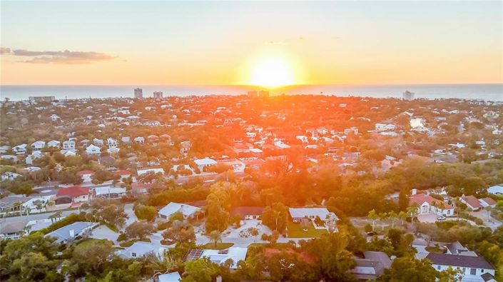 Image No.66-3 Bed Property for sale