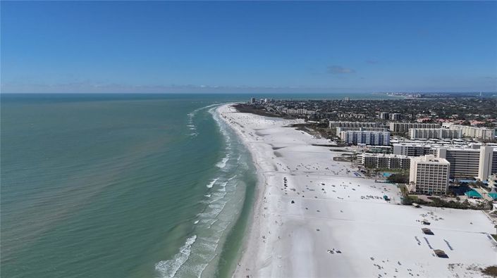 Image No.75-3 Bed Property for sale