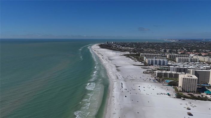 Image No.79-3 Bed Property for sale