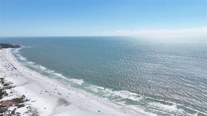 Image No.89-3 Bed Property for sale