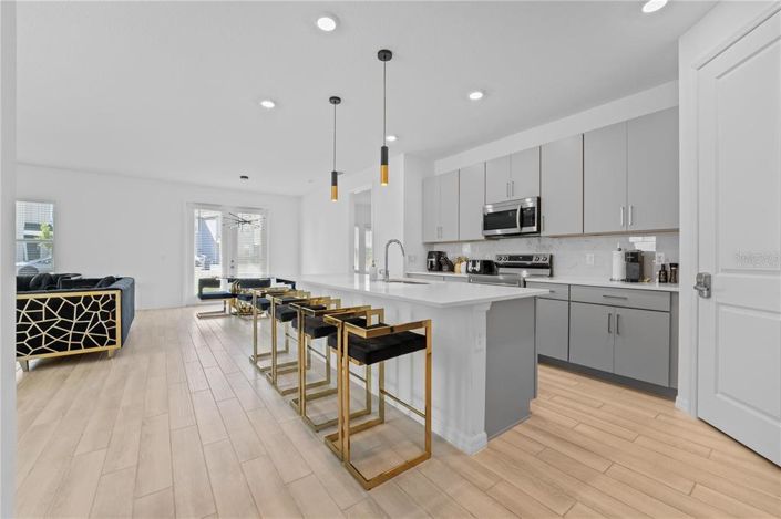 Image No.7-4 Bed Property for sale