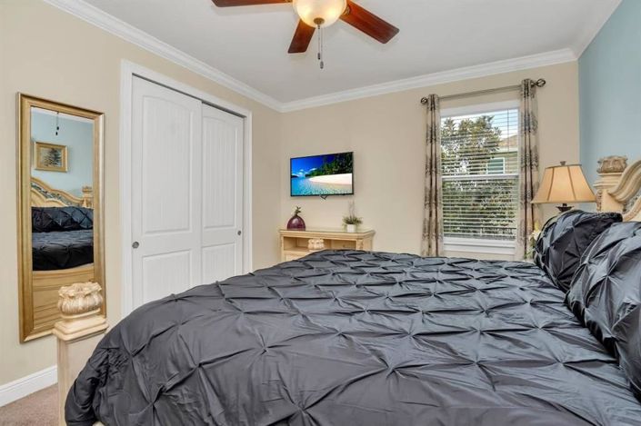 Image No.32-8 Bed Property for sale