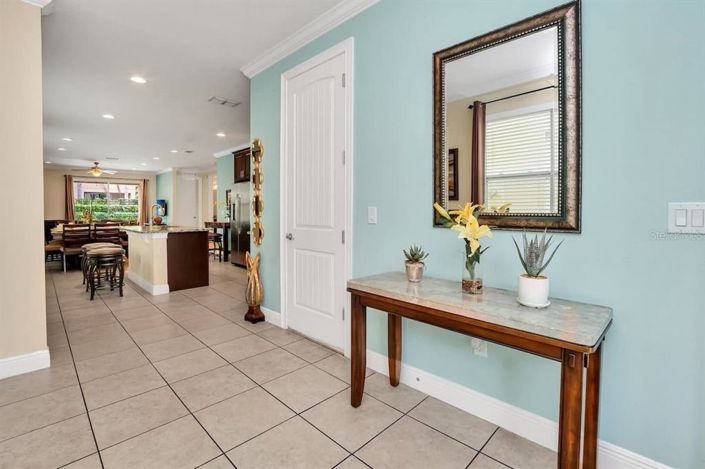 Image No.4-8 Bed Property for sale