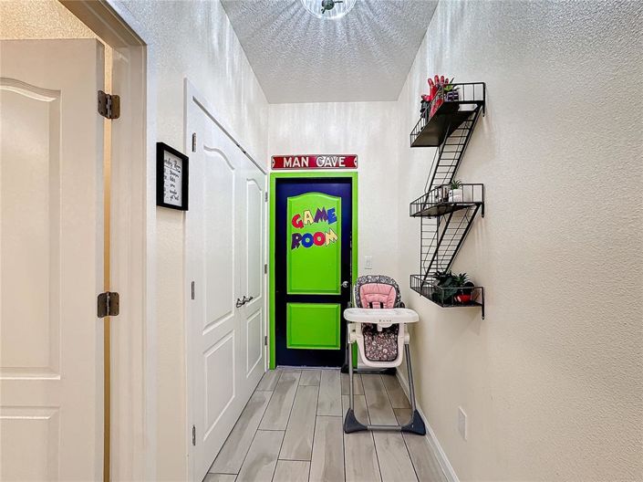 Image No.63-15 Bed Property for sale