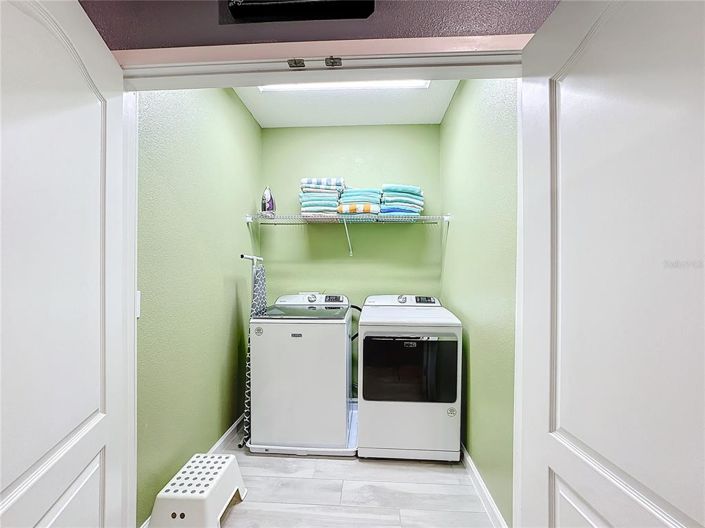 Image No.68-15 Bed Property for sale