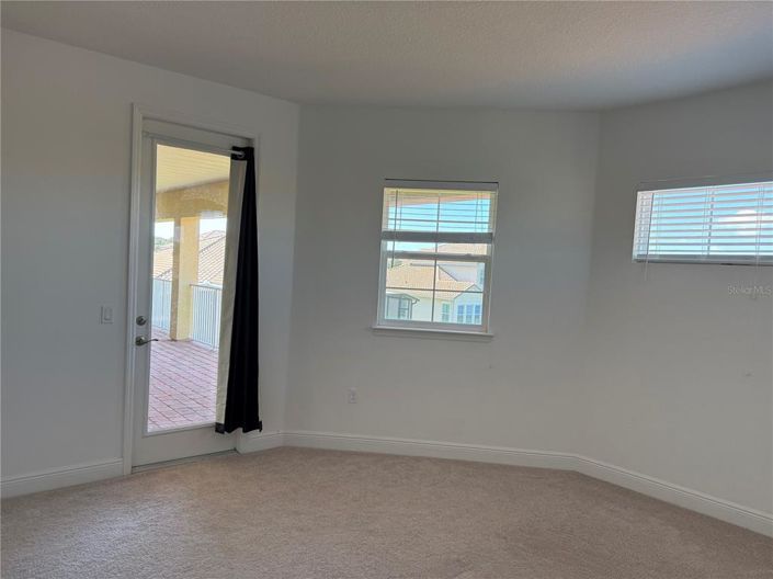 Image No.29-5 Bed Property for sale