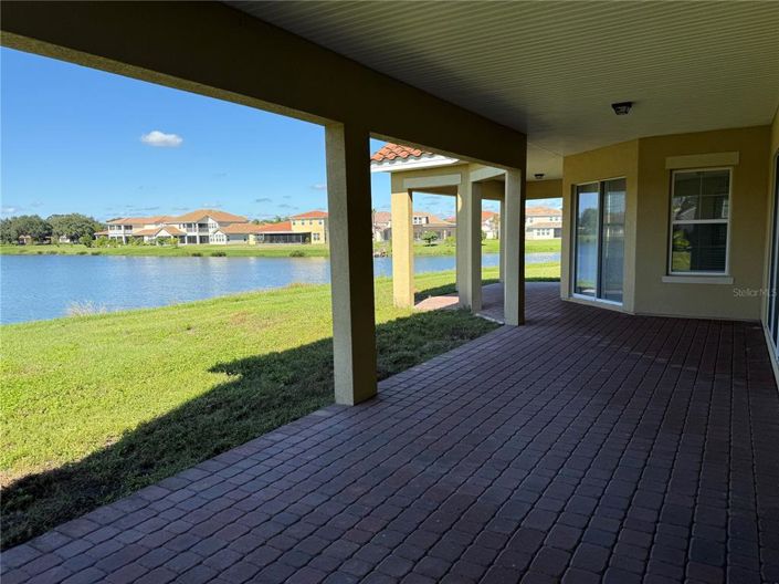 Image No.30-5 Bed Property for sale