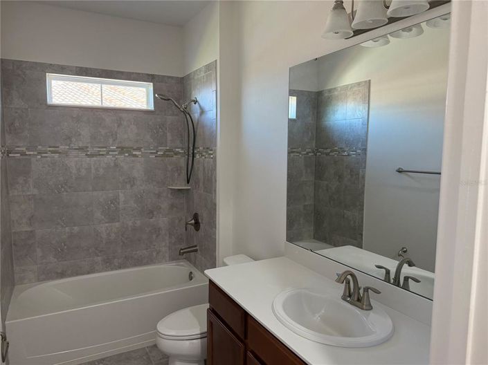 Image No.38-5 Bed Property for sale