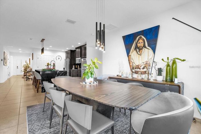 Image No.11-4 Bed Property for sale