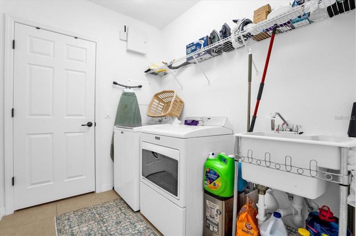 Image No.22-4 Bed Property for sale