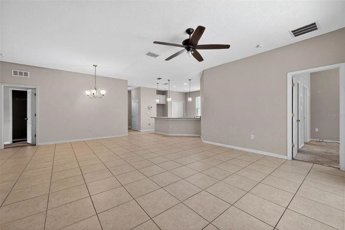 Image No.12-5 Bed Property for sale