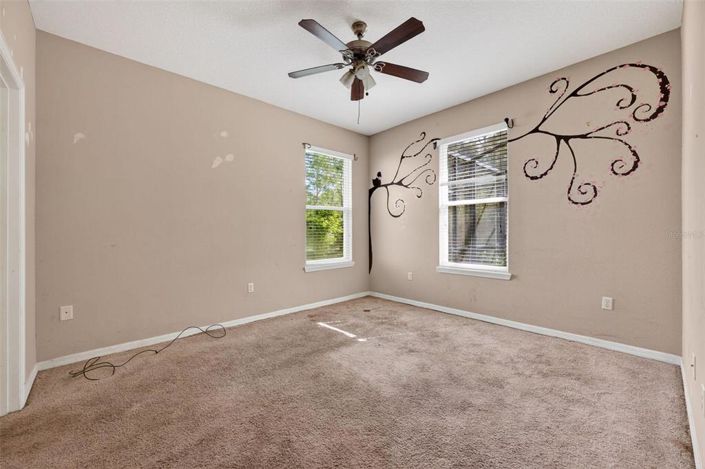 Image No.21-5 Bed Property for sale