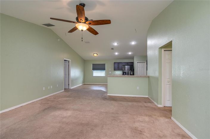 Image No.11-3 Bed Property for sale