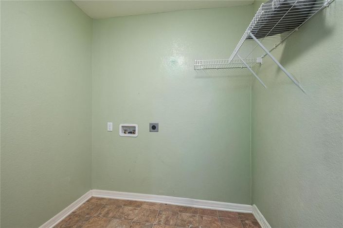 Image No.16-3 Bed Property for sale