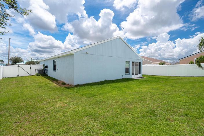 Image No.3-3 Bed Property for sale