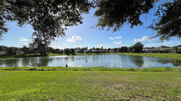 Image No.40-5 Bed Property for sale