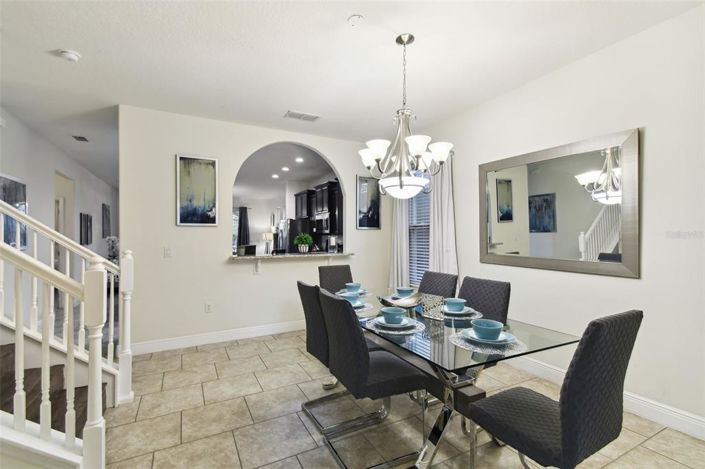 Image No.11-5 Bed Property for sale