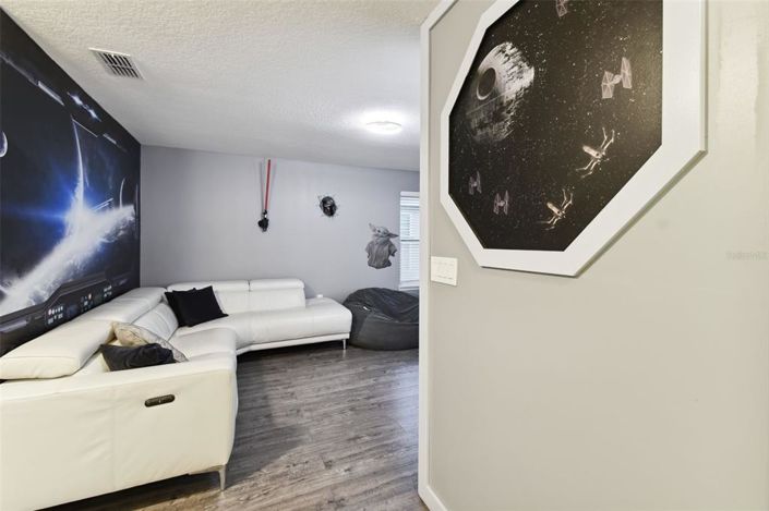 Image No.29-5 Bed Property for sale