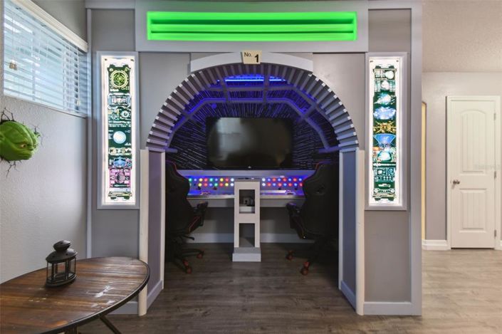 Image No.30-5 Bed Property for sale